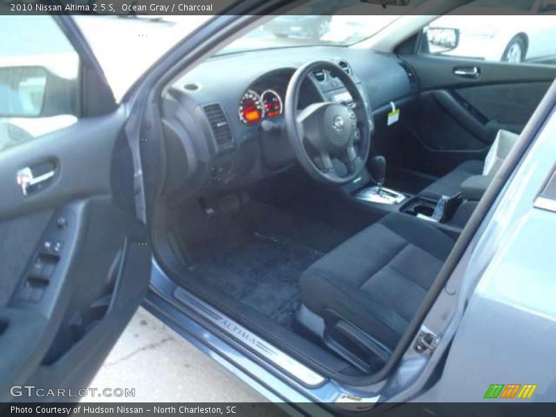 Ocean Gray / Charcoal 2010 Nissan Altima 2.5 S