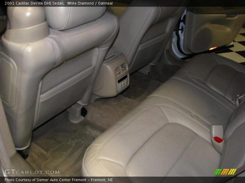 White Diamond / Oatmeal 2001 Cadillac DeVille DHS Sedan