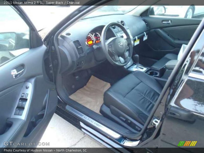 Super Black / Charcoal 2011 Nissan Altima 2.5 SL