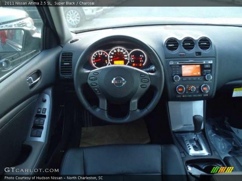 Super Black / Charcoal 2011 Nissan Altima 2.5 SL