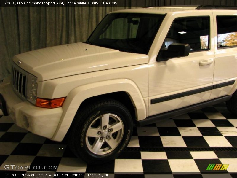 Stone White / Dark Slate Gray 2008 Jeep Commander Sport 4x4