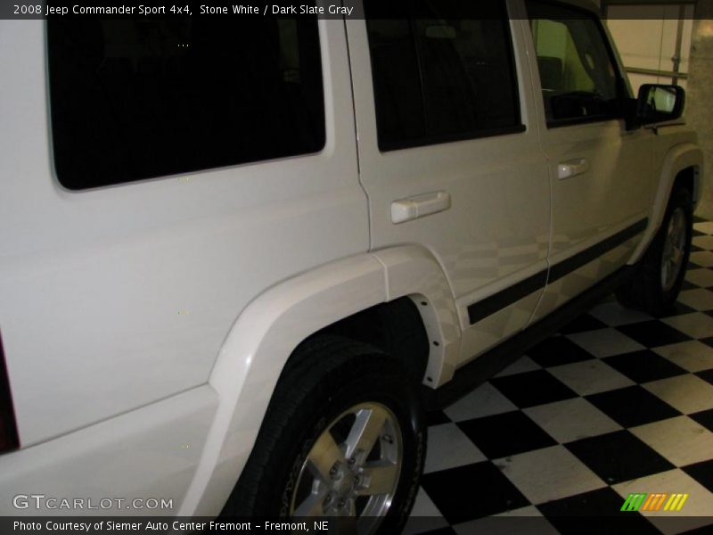 Stone White / Dark Slate Gray 2008 Jeep Commander Sport 4x4