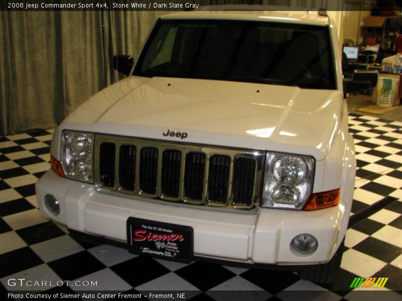 Stone White / Dark Slate Gray 2008 Jeep Commander Sport 4x4