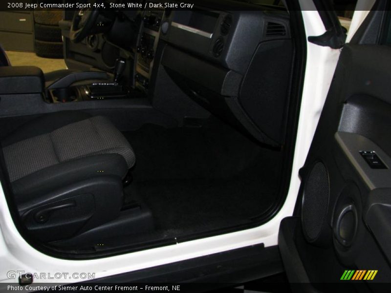 Stone White / Dark Slate Gray 2008 Jeep Commander Sport 4x4