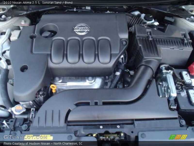 Sonoran Sand / Blond 2010 Nissan Altima 2.5 S