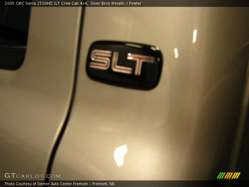 Silver Birch Metallic / Pewter 2005 GMC Sierra 2500HD SLT Crew Cab 4x4