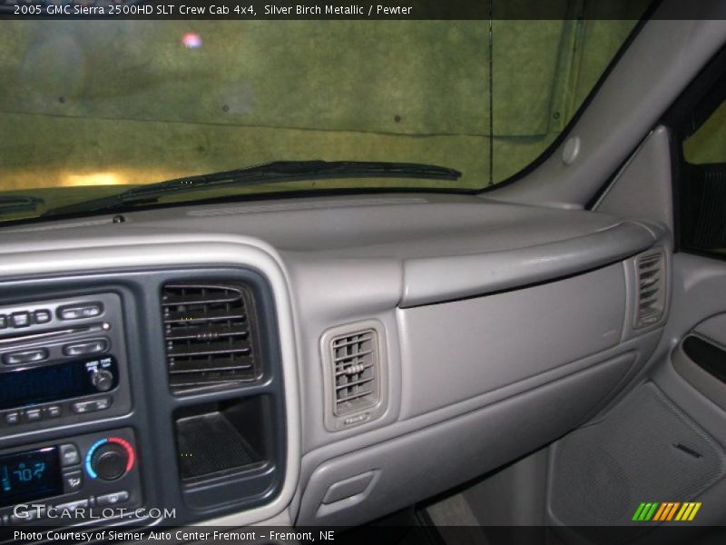 Silver Birch Metallic / Pewter 2005 GMC Sierra 2500HD SLT Crew Cab 4x4