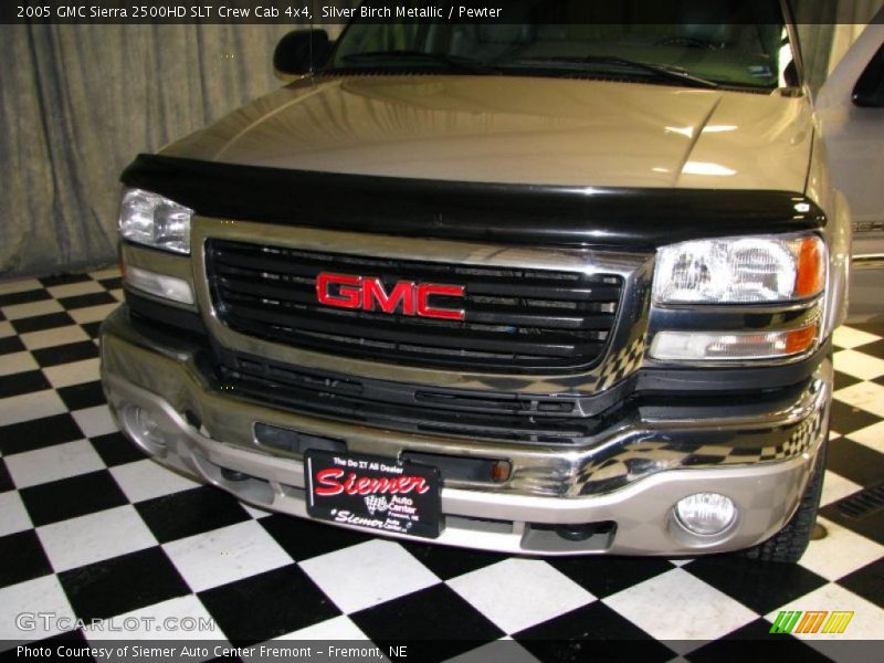 Silver Birch Metallic / Pewter 2005 GMC Sierra 2500HD SLT Crew Cab 4x4
