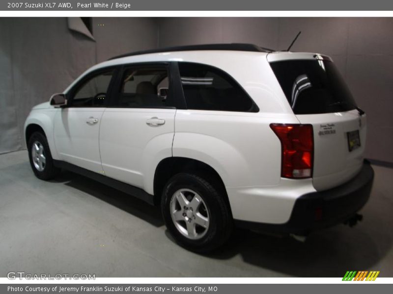 Pearl White / Beige 2007 Suzuki XL7 AWD