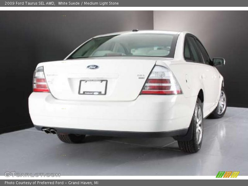 White Suede / Medium Light Stone 2009 Ford Taurus SEL AWD