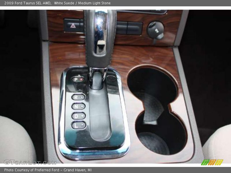 White Suede / Medium Light Stone 2009 Ford Taurus SEL AWD