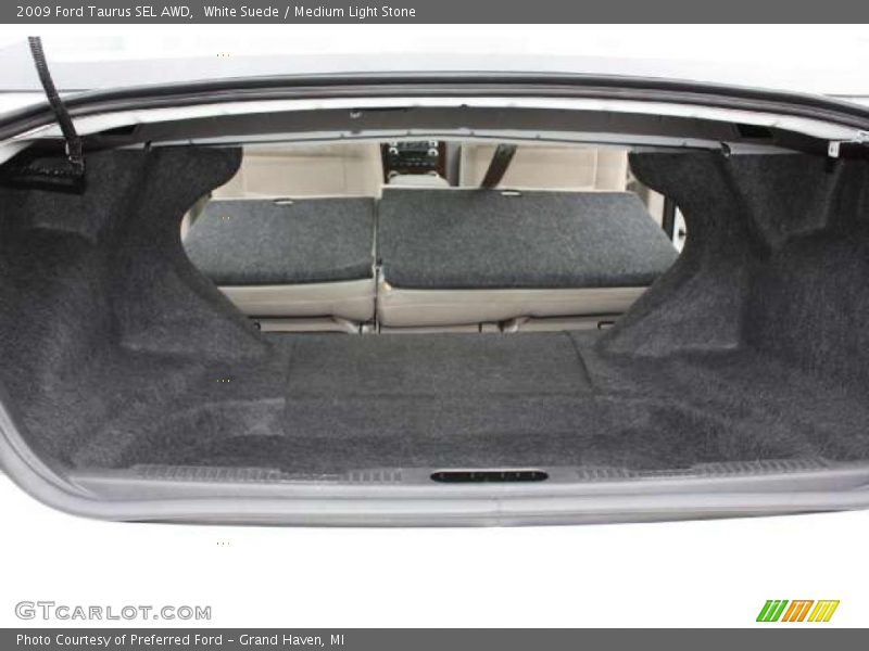 White Suede / Medium Light Stone 2009 Ford Taurus SEL AWD