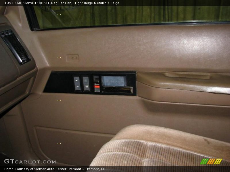 Light Beige Metallic / Beige 1993 GMC Sierra 1500 SLE Regular Cab