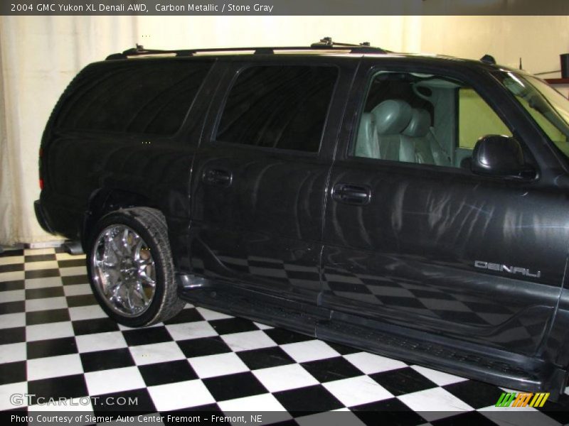 Carbon Metallic / Stone Gray 2004 GMC Yukon XL Denali AWD