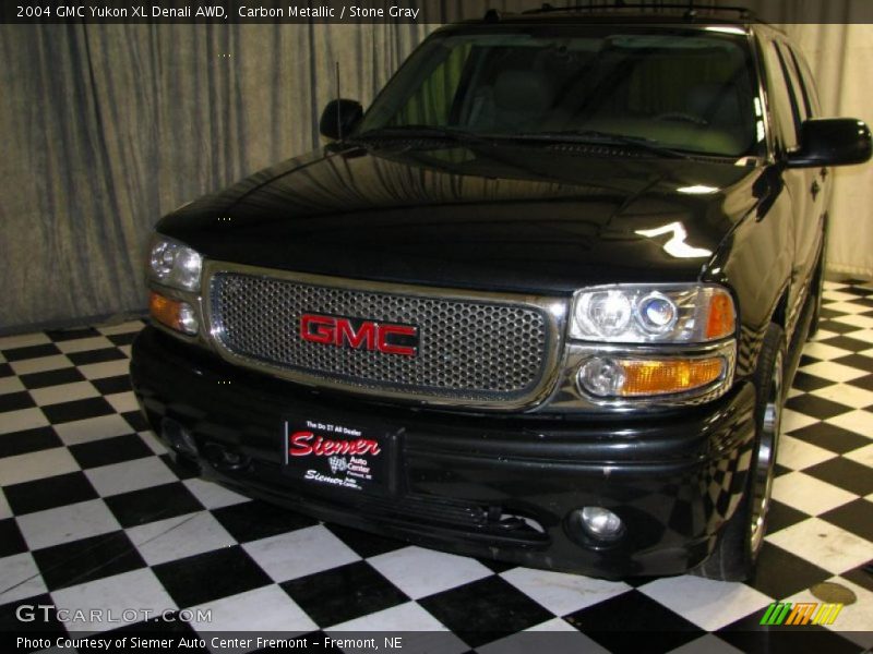 Carbon Metallic / Stone Gray 2004 GMC Yukon XL Denali AWD