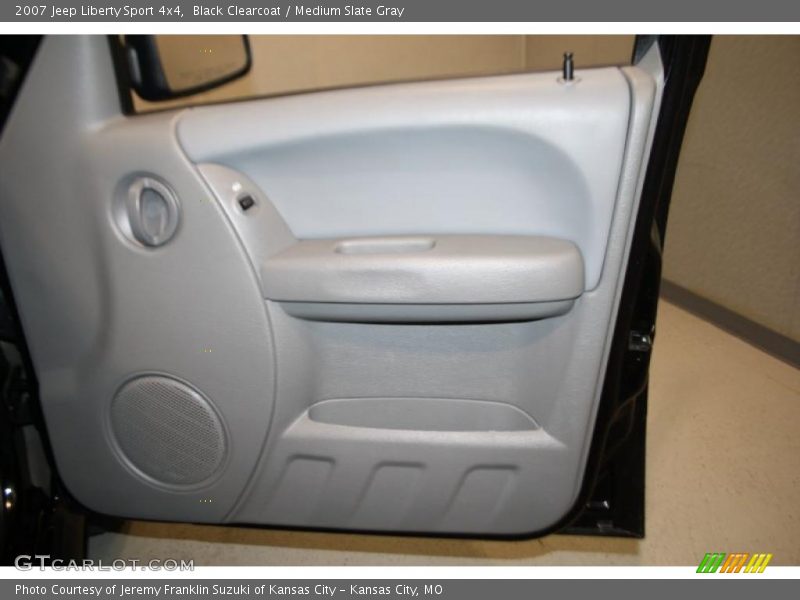 Black Clearcoat / Medium Slate Gray 2007 Jeep Liberty Sport 4x4