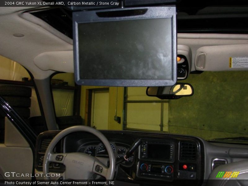 Carbon Metallic / Stone Gray 2004 GMC Yukon XL Denali AWD