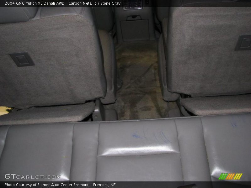 Carbon Metallic / Stone Gray 2004 GMC Yukon XL Denali AWD