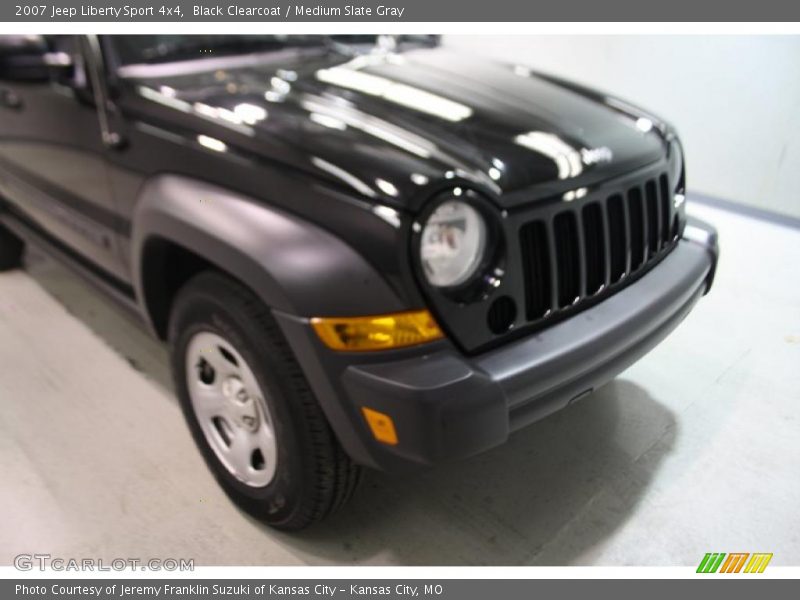 Black Clearcoat / Medium Slate Gray 2007 Jeep Liberty Sport 4x4