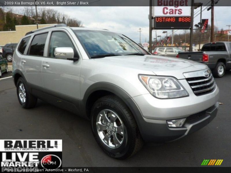 Bright Silver / Black 2009 Kia Borrego EX V6 4x4