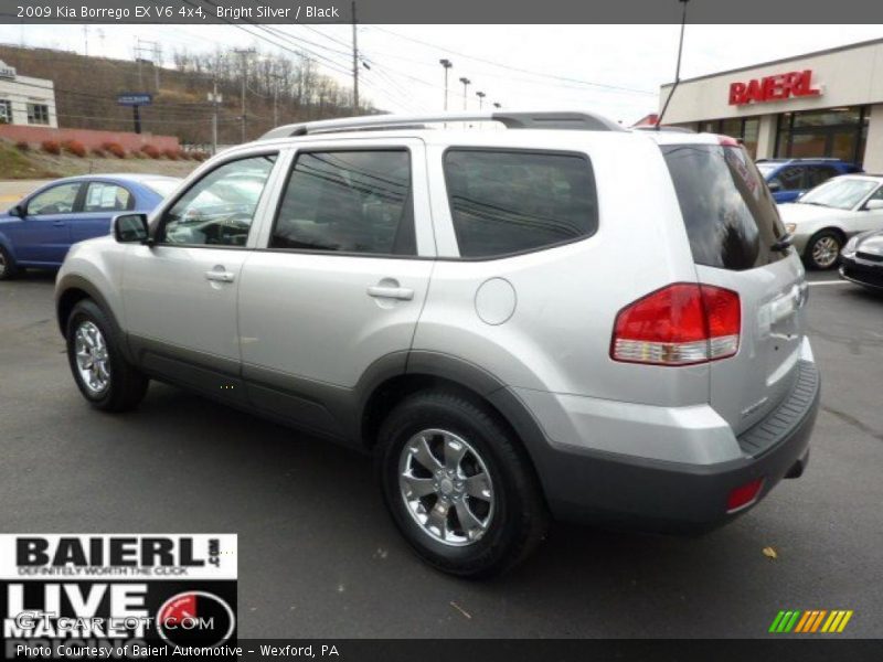 Bright Silver / Black 2009 Kia Borrego EX V6 4x4