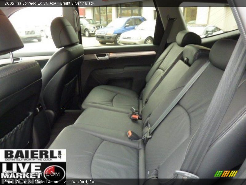 Bright Silver / Black 2009 Kia Borrego EX V6 4x4