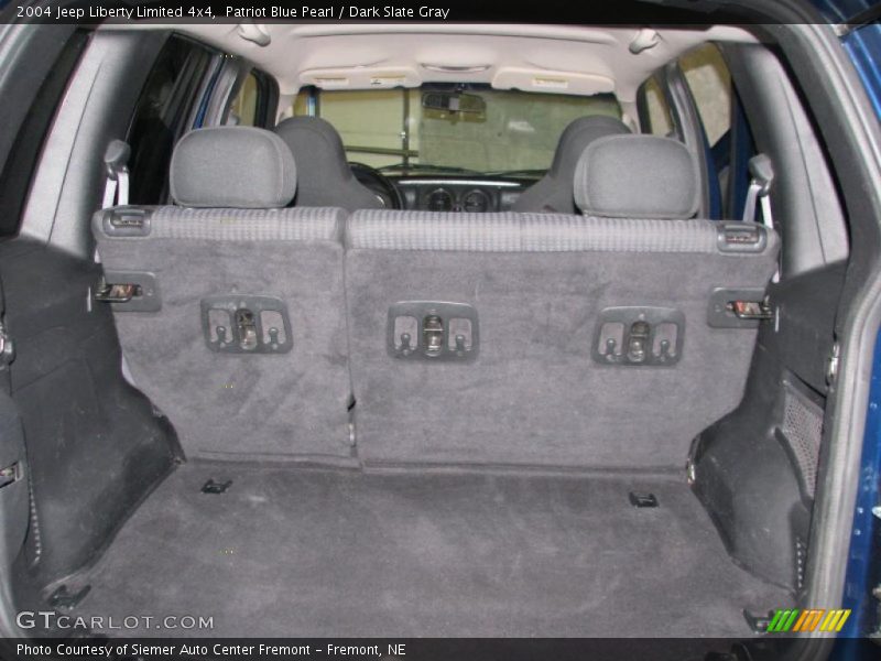 Patriot Blue Pearl / Dark Slate Gray 2004 Jeep Liberty Limited 4x4