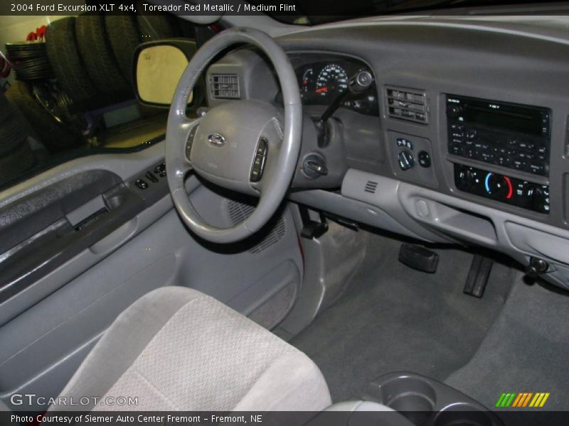 Toreador Red Metallic / Medium Flint 2004 Ford Excursion XLT 4x4