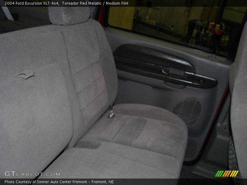 Toreador Red Metallic / Medium Flint 2004 Ford Excursion XLT 4x4