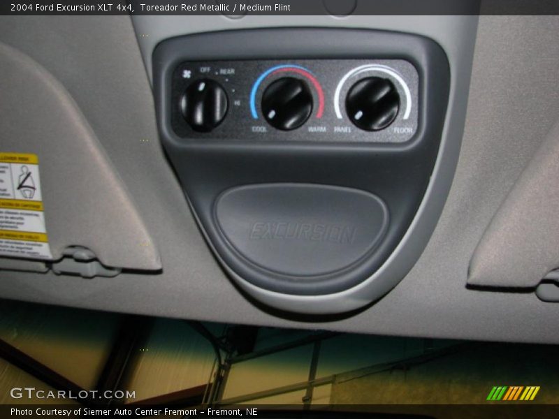 Toreador Red Metallic / Medium Flint 2004 Ford Excursion XLT 4x4