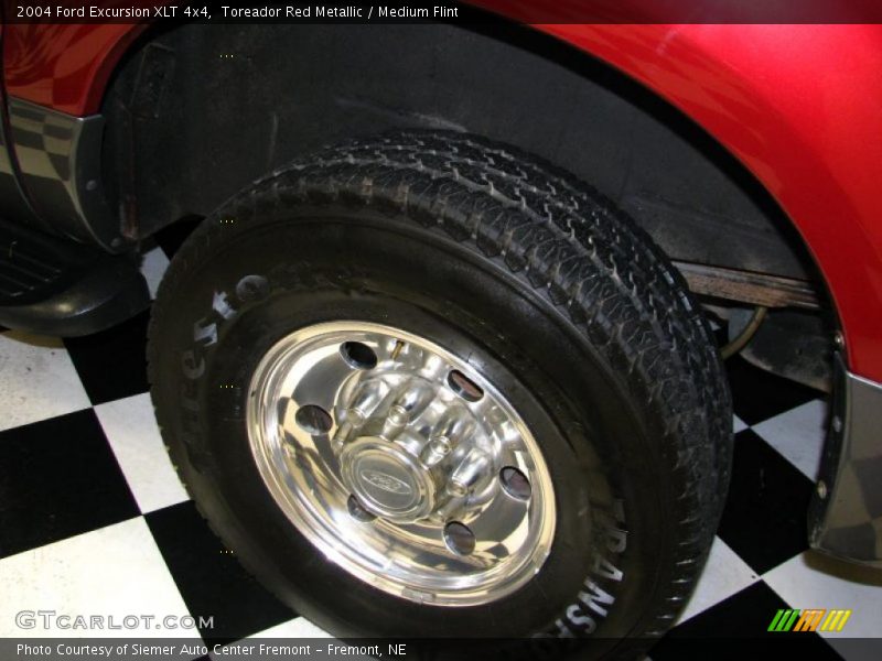 Toreador Red Metallic / Medium Flint 2004 Ford Excursion XLT 4x4
