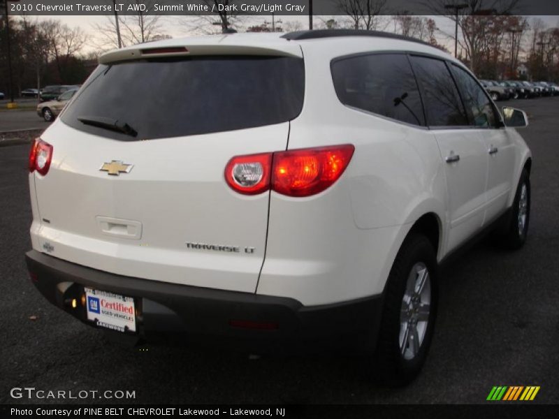 Summit White / Dark Gray/Light Gray 2010 Chevrolet Traverse LT AWD