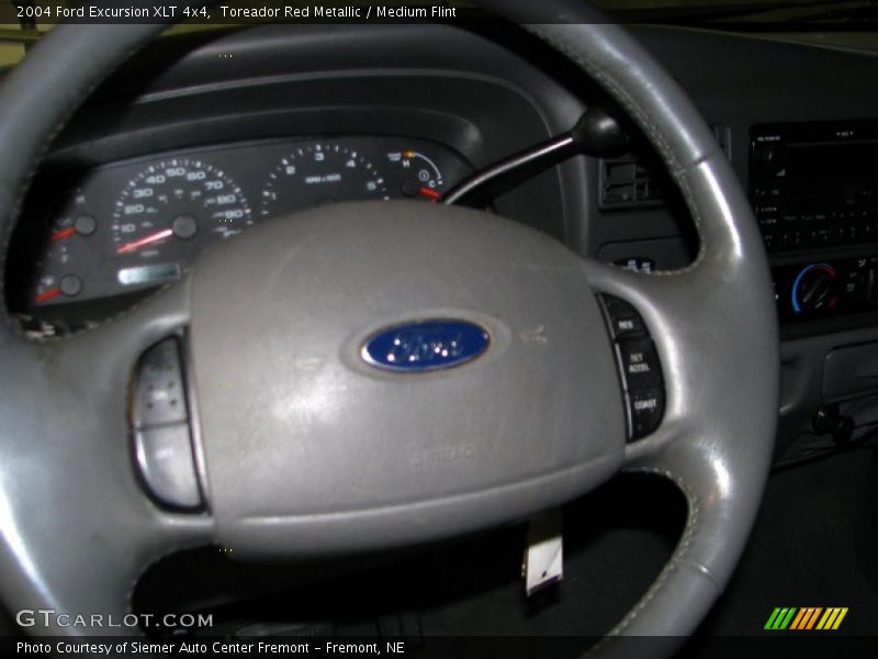 Toreador Red Metallic / Medium Flint 2004 Ford Excursion XLT 4x4