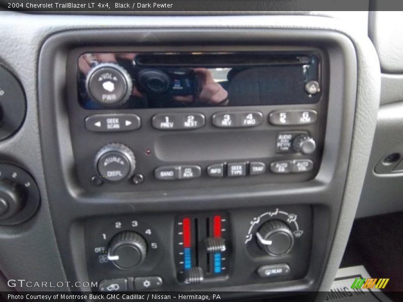 Black / Dark Pewter 2004 Chevrolet TrailBlazer LT 4x4