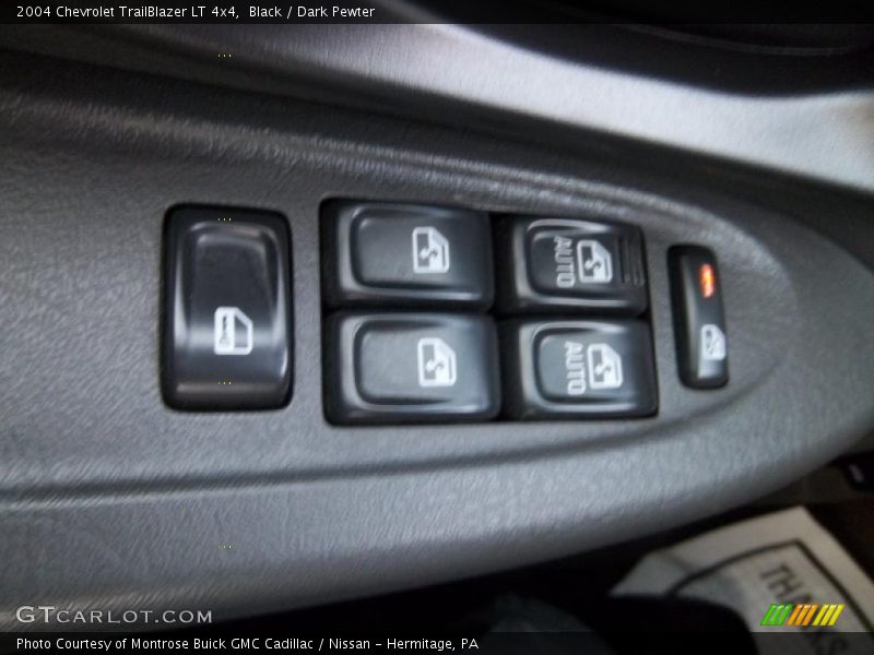 Black / Dark Pewter 2004 Chevrolet TrailBlazer LT 4x4