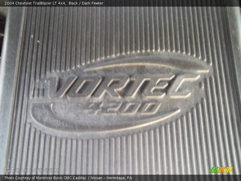 Black / Dark Pewter 2004 Chevrolet TrailBlazer LT 4x4