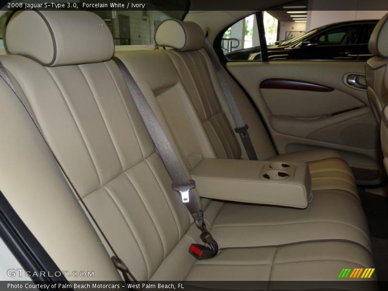 Porcelain White / Ivory 2008 Jaguar S-Type 3.0