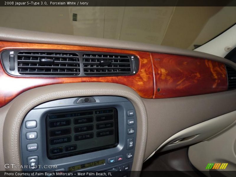 Porcelain White / Ivory 2008 Jaguar S-Type 3.0