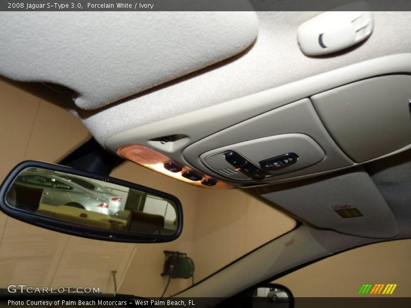 Porcelain White / Ivory 2008 Jaguar S-Type 3.0