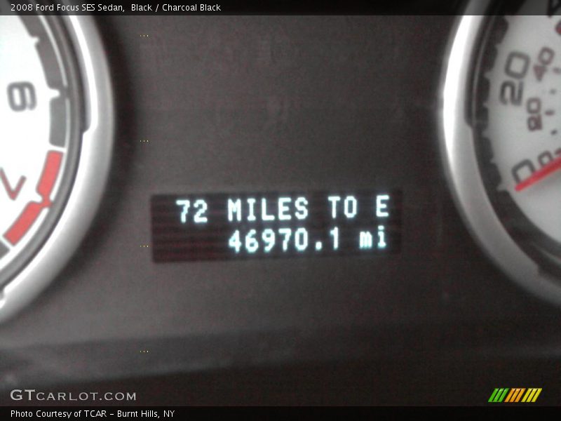 Black / Charcoal Black 2008 Ford Focus SES Sedan