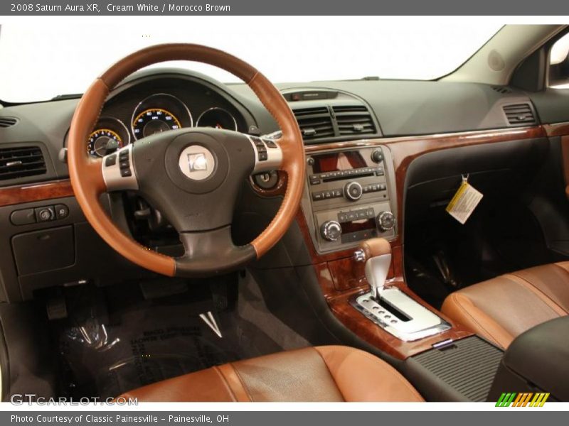 Cream White / Morocco Brown 2008 Saturn Aura XR
