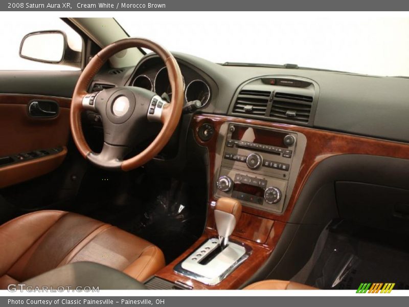 Cream White / Morocco Brown 2008 Saturn Aura XR