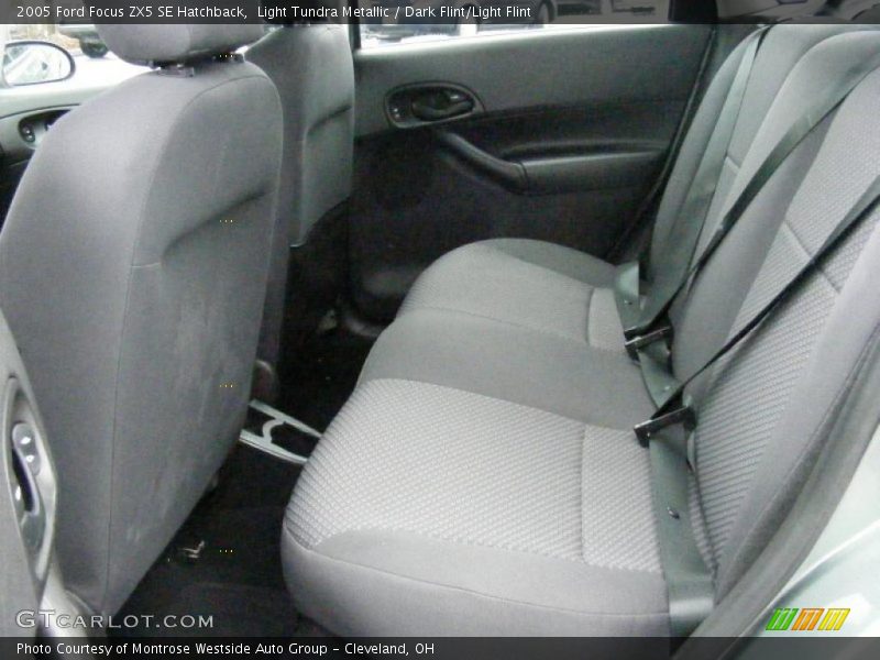 Light Tundra Metallic / Dark Flint/Light Flint 2005 Ford Focus ZX5 SE Hatchback