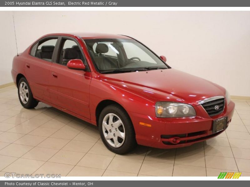Electric Red Metallic / Gray 2005 Hyundai Elantra GLS Sedan