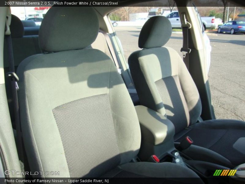 Fresh Powder White / Charcoal/Steel 2007 Nissan Sentra 2.0 S