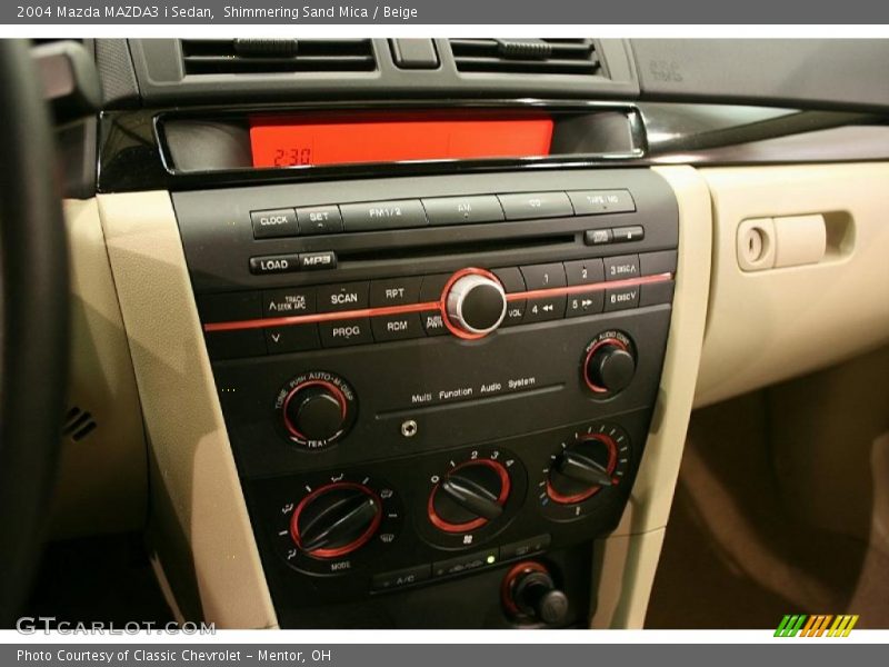 Shimmering Sand Mica / Beige 2004 Mazda MAZDA3 i Sedan