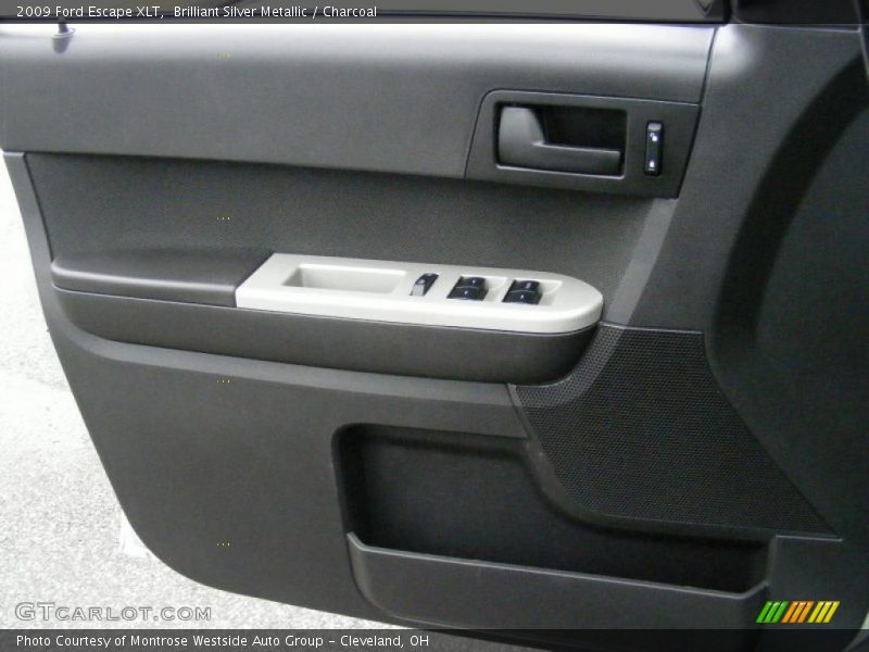 Brilliant Silver Metallic / Charcoal 2009 Ford Escape XLT