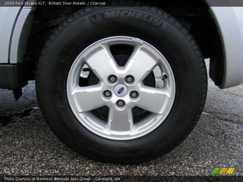 Brilliant Silver Metallic / Charcoal 2009 Ford Escape XLT