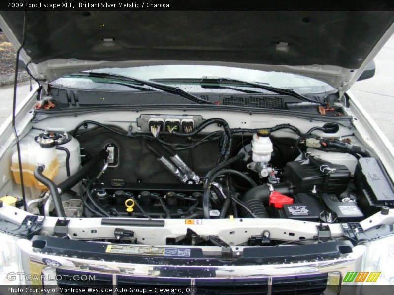 Brilliant Silver Metallic / Charcoal 2009 Ford Escape XLT