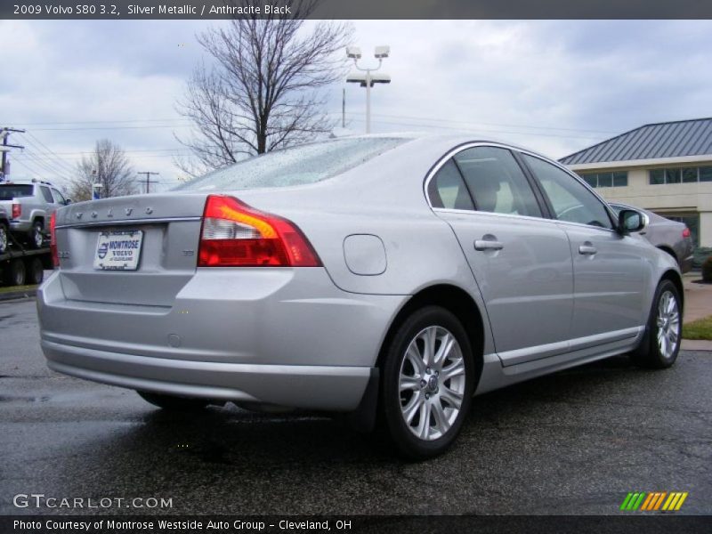Silver Metallic / Anthracite Black 2009 Volvo S80 3.2
